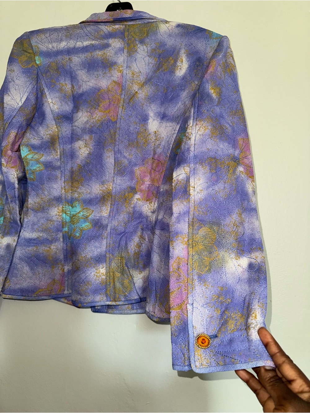 Emanuel Ungaro Lavender, Gold and Pink Floral Tailored Jacket - Picture 7 of 15